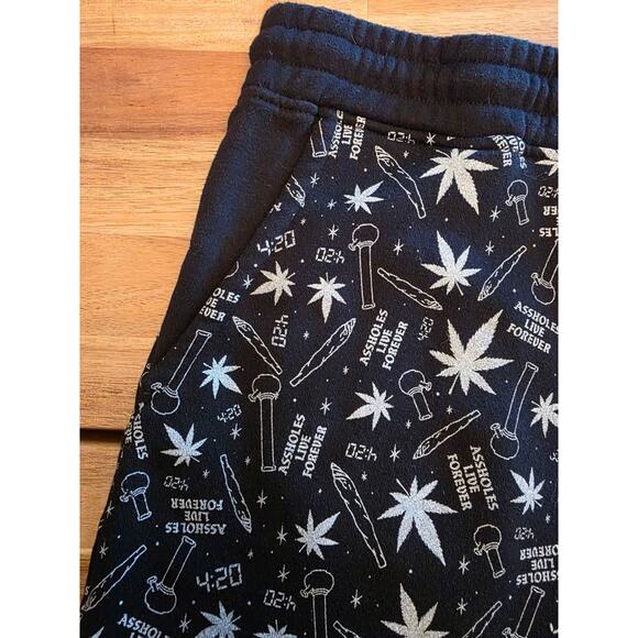 Assholes Live Forever 420 Sweatshorts – Size Large | Black/White | Drawstring - Picture 2 of 4